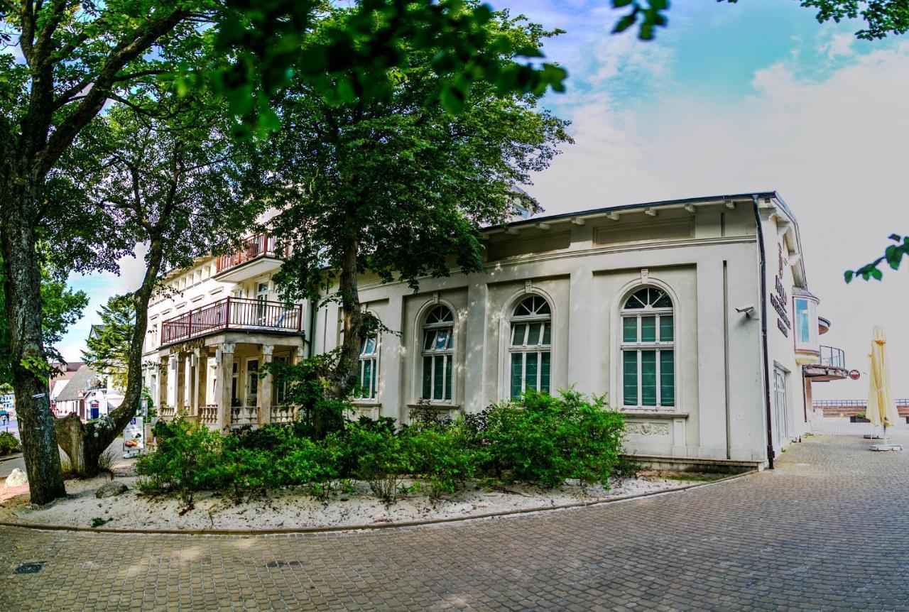 Hotel Apollo Darlowko Exterior photo