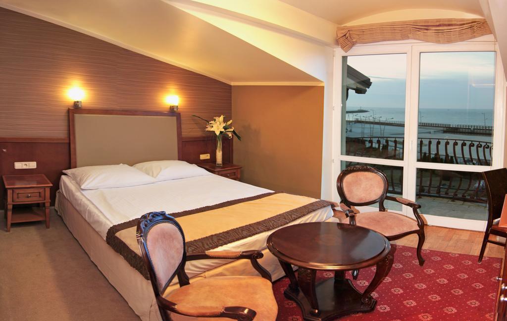 Hotel Apollo Darlowko Room photo